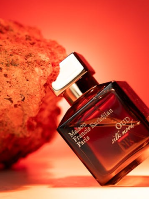 15 Addictive Oud Scents You Should Know About Right Now